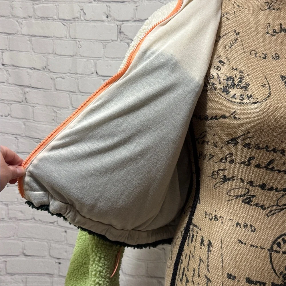 Wild Fable oversized cropped Colorblock Sherpa Jacket with Zipper & pockets - Picture 7 of 9